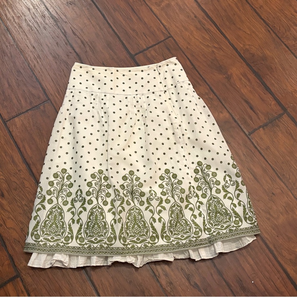 Vintage 2002 Ann Taylor Cream and Green Patterned Midi Skirt